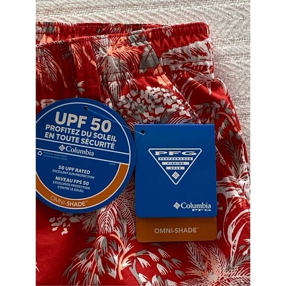 COLUMBIA WOMEN’S MEDIUM WATER SHORT IN RED HIBISCUS FESTIVE FISHIN’ PATTERN - Picture 4 of 11